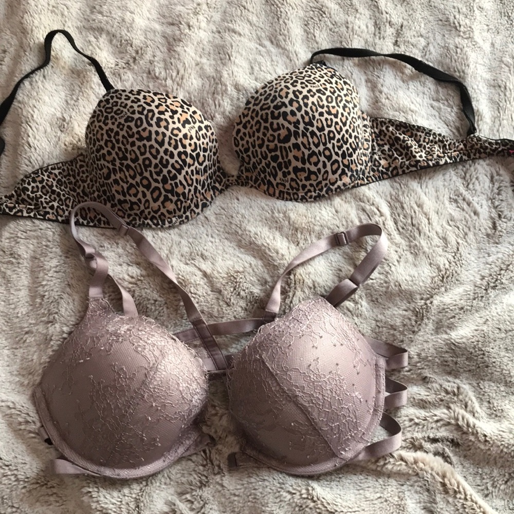 ❌SOLD❌Bundle (2) Bras
